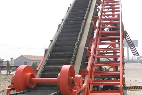 帶式(shi)輸送(song)機